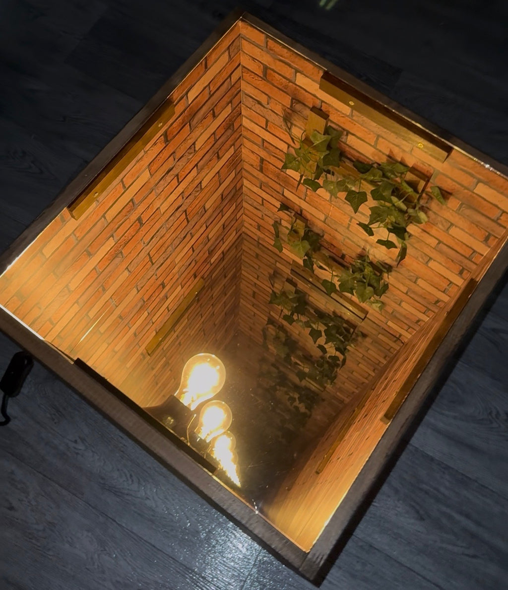 Infinity Mirror Table – Handgefertigt in Berlin von AM Depth Lab