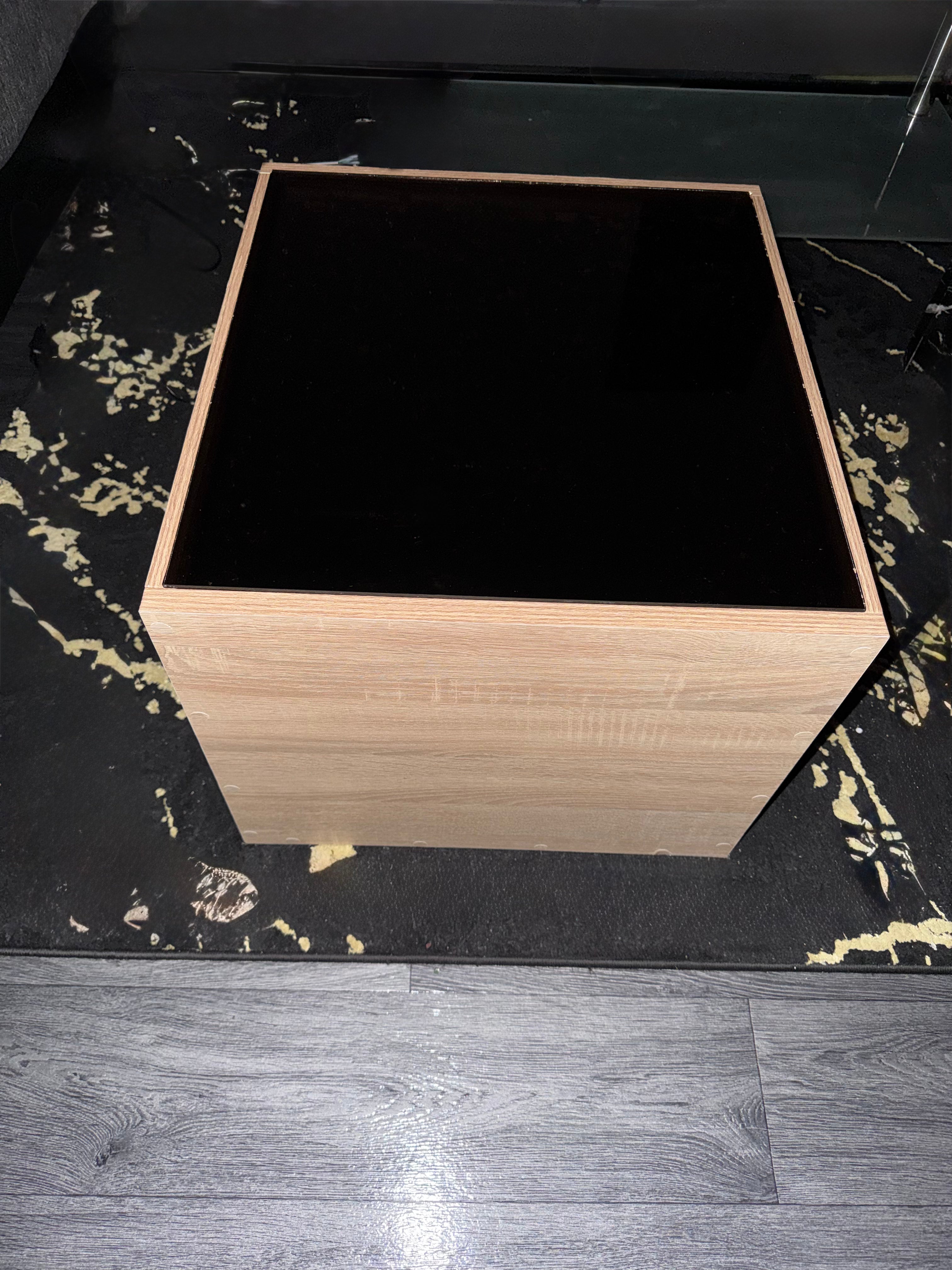 Infinity Mirror Table – Garden Style - Handgefertigt in Berlin