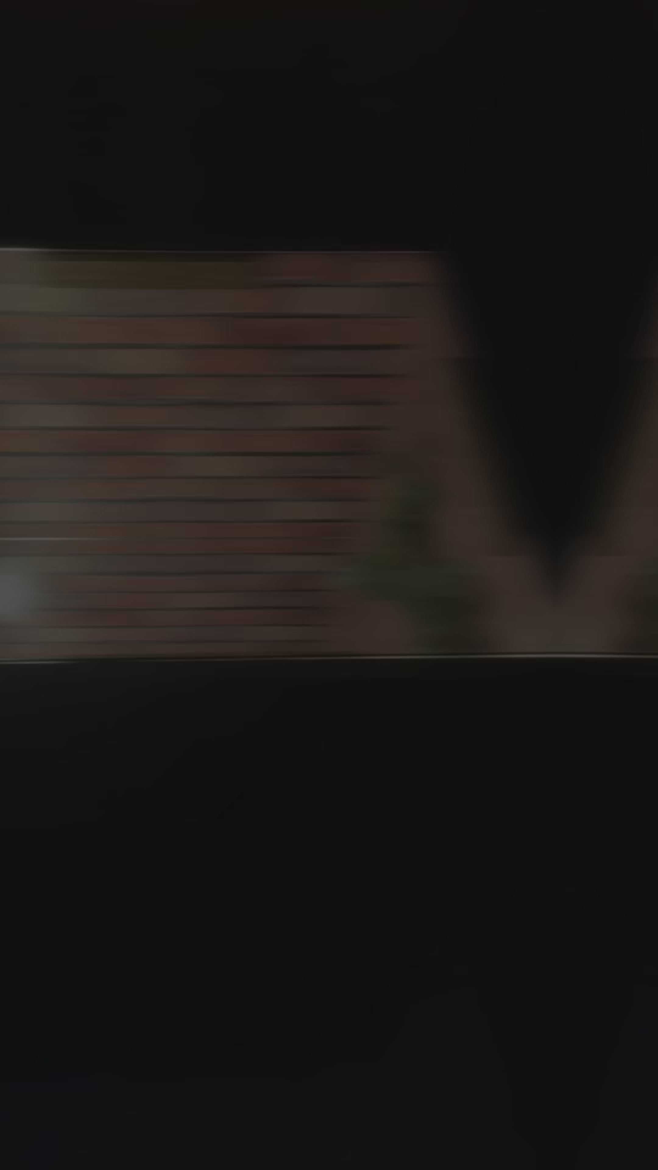 Infinity Mirror Table – Handgefertigt in Berlin von AM Depth Lab